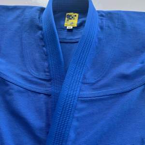 Kimono de Jiu Jitsu BJJ al por Mayor, 380 Gramos, Fabricante de Kimonos BJJ de la Mejor Calidad, Precio Económico, para Niños y Adultos, Color Azul - Product Image 3
