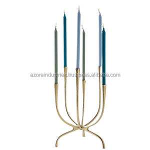 Bougeoir élégant en fer doré avec style vintage pour l'éclairage de la décoration intérieure - Product Image 4