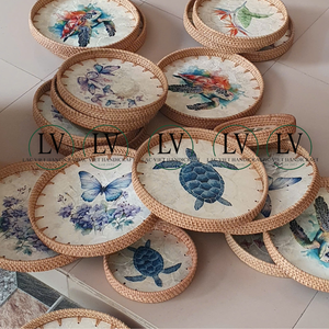 Plateau de service rond en rotin de style côtier, nouveau design, avec incrustation de nacre, fabriqué à la main au Vietnam - Product Image 5