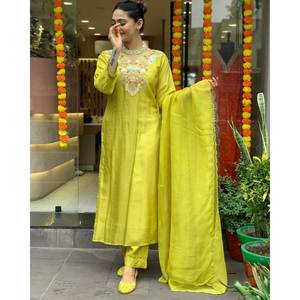 Salwar Kameez de Rayón Talla XL para Fiesta, Top y Pantalón con Dupatta, Cómodo y Elegante - Product Image 2