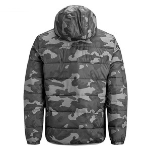Chaqueta Acolchada con Capucha de Camuflaje para Hombre 2026, Abrigo de Invierno Cortavientos, Ajuste Regular, Exterior de Poliéster, Cierre de Cremallera, Chaqueta Casual Gruesa - Product Image 2