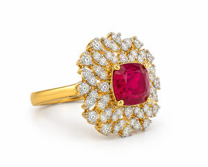 Anillo de Lujo con Gema Roja de Corte Cojín y Halo Floral de Diamantes para Mujer en Oro de 10K, 14K, 18K y Plata de Ley 925/935 - Product Image 2