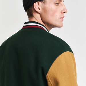 Vestes universitaires tendance avec logos personnalisés pour les sororités, les fraternités, les écoles, les collèges, en 100 % pure laine et manches en cuir. - Product Image 5