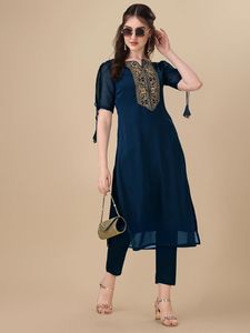 Ensemble Kurti en coton fantaisie brodé pour femmes - Product Image 5