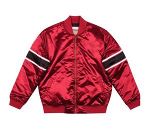 แจ็กเก็ตซาตินสำหรับผู้ชายเสื้อแจ็คเก็ตผ้าซาตินปักลายตัวอักษรผ้าไหมเสื้อแจ็กเก็ตผ้าเบสบอลของมหาวิทยาลัยสำหรับฤดูหนาวออกแบบได้ตามที่ต้องการ - Product Image 1