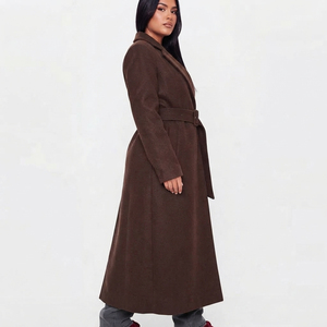 Manteau d'hiver pour femme en gros, sur mesure avec logo, col à capuche et décoration en fourrure, style décontracté, en laine - Product Image 2