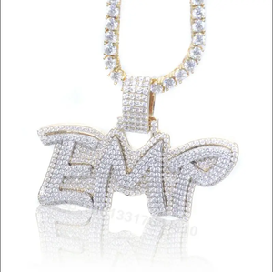 Pendentif unisexe de luxe en argent sterling 925 plaqué platine, forme croix, serti de moissanite, style hip-hop, haute qualité, personnalisable - Product Image 3