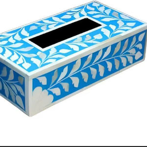 Boîte à mouchoirs en bois avec incrustations de os, faite à la main, écologique, durable, personnalisable et élégante, pour la décoration de mariage, la maison et les intérieurs modernes - Product Image 1