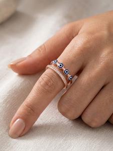 Anillo de Compromiso Vintage de Plata de Ley con Baño de Oro Rosa de 18K, Diamantes CZ con Engaste en Canal y Patrón de Cierre, para Bodas y Ocasiones Especiales - Product Image 4