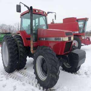 Tractor Case IH de Alta Calidad, Gran Tamaño, Motor Robusto, Diseño Duradero, Perfecto para Agricultura Profesional, Entrega Rápida Disponible - Product Image 2