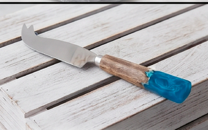 Silver Eco-Friendly <b>Cheese</b> <b>Knives</b> <b>Set</b> In Stainless Steel With Resin Handle Design For <b>Cheese</b> Cutting At Parties And Gatherings - Product Image 3