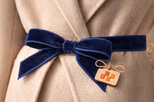 Ruban en velours tissé uni Neelkamal Industries 38 mm - 100 % polyester, résistant au rétrécissement, doux, luxueux, décoratif - Product Image 5