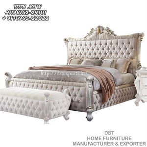 Cama y mesitas de noche de tamaño King para tallado, cama doble de lujo con tallado tradicional, moderna, europea, de madera sólida a la venta - Product Image 2