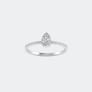 Anillo minimalista con diamante solitario de 0.45 quilates, talla pera, engaste redondo con pavé. - Product Image 5