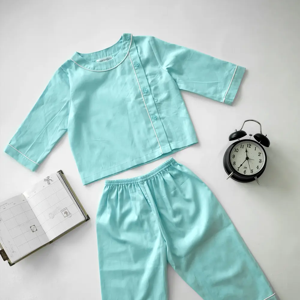 Nouvelle arrivée 2024 Style bébé pyjamas haute soie ligne blanche bleu maison porter enfant manches longues pantalons longs vêtements de nuit bleu foncé Long