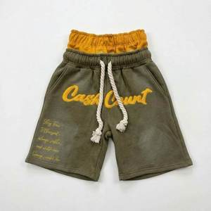 Conjunto de Sudadera con Capucha Extra Grande y Pantalones Cortos de Lujo, Fabricante de Ropa Personalizada Premium para Compradores Mayoristas - Product Image 4