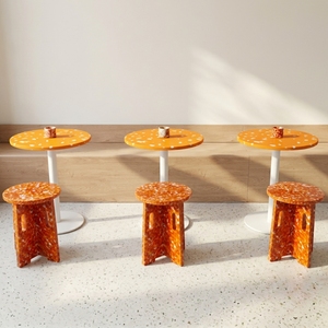 Table basse en plastique recyclé 4GoodThings, design moderne, imperméable, durable, écologique, facile à nettoyer, structure en métal, meubles pour la maison - Product Image 6