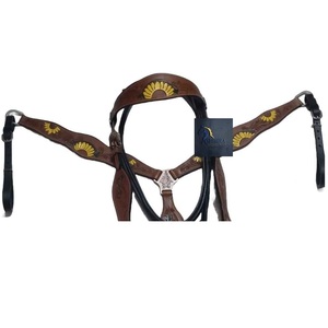 Collier de poitrage pour cheval en cuir marron Western, fait main, avec décorations tournesol, équipement équestre durable - Product Image 2