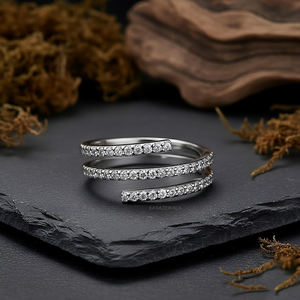 แหวนคิวบิกเซอร์โคเนียแบบพันสองแถว คอลเลคชั่นพรีเมียม เงินแท้ 925 สำหรับงานหมั้น งานแต่งงาน งานเลี้ยง ของขวัญเครื่องประดับชั้นดี - Product Image 4