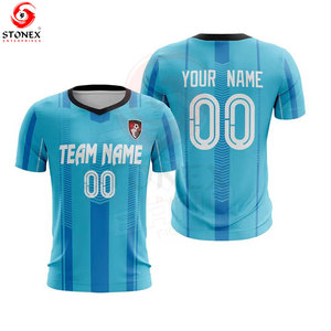Maillot de football personnalisé en gros, uniforme de football par sublimation, léger, anti-humidité, tenue d'équipe avec logo et nom personnalisés - Product Image 2