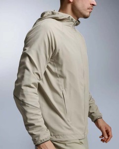 เสื้อแจ็คเก็ตมีฮู้ดน้ำหนักเบา ระบายอากาศได้ดี สีพื้น สำหรับผู้ชาย สไตล์ลำลอง เหมาะสำหรับฤดูใบไม้ผลิ ชุดเสื้อผ้าถักจากผ้าโพลีเอสเตอร์ - Product Image 4