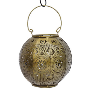 Mini linterna con forma de Casa de Metal dorado Vintage, linterna de hierro marroquí al aire libre al por mayor para decoración del hogar y el jardín, Metal dorado Vintage - Product Image 1
