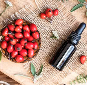 Huile de Rose Musquée Biologique de Qualité Supérieure OEM, Huile de Graines de Rose Musquée Pressée à Froid pour Éclaircir la Peau, Anti-Âge et Nourrissante pour les Cheveux - Product Image 2