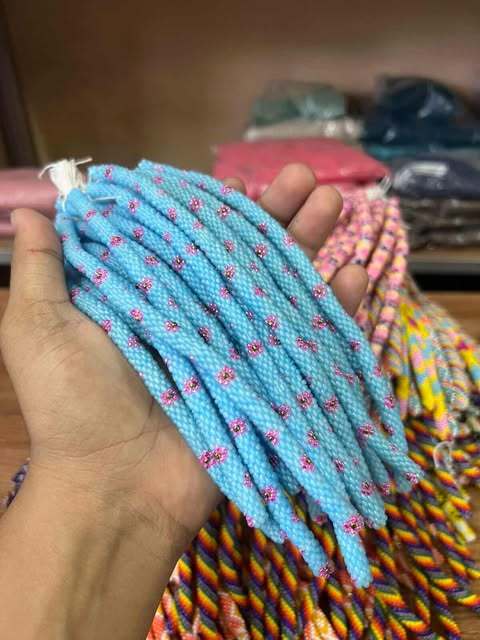 สีฟ้า
