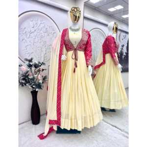 Vestido Lehenga Choli con Bordado Elegante, Lentejuelas y Trabajo de Codificación para Bodas - Product Image 2