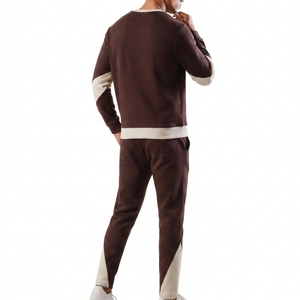 Mens Crew Neck Tracksuit Comfortable Everyday Sportswear Active Lifestyle <b>Set</b> Mens Crew Neck Tracksuit Custom Logo Training Suit - Product Image 4