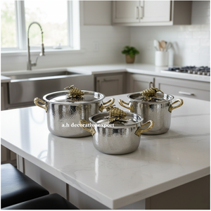 Ensemble de casseroles et poêles en acier inoxydable martelé artisanal, écologique, de qualité supérieure européenne, ustensiles de cuisine décoratifs avec accents de raisin doré - Product Image 1