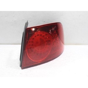 Feu arrière extérieur droit d'occasion Phaeton OEM 3D0945096F - Product Image 3
