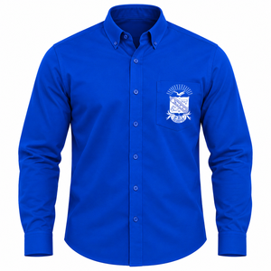 เสื้อเชิ้ตแขนยาวสีน้ำเงินรอยัลสำหรับผู้ชาย แบรนด์ Phi Beta Sigma ปักลายตราสัญลักษณ์ที่กระเป๋าเสื้อ เหมาะสำหรับงานพิธีการ ชุดนักศึกษา หรือชุดลำลอง ทำจากผ้าทวิล - Product Image 3