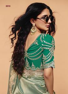 Hermoso Sari de Seda Ligero con Tacto Cómodo y Diseño Étnico para Uso Diario en la Oficina a los Mejores Precios - Product Image 2