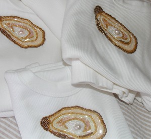 Polo Homme Décontracté à Manches Courtes, Nouveau Style Été, Col Roulé en Maille Perlée, Brodé de Diamants Incrustés, Vente en Gros - Product Image 1