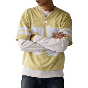 Camiseta Deportiva Oversize de Malla Beige para Fútbol Americano, Cuello en V, Unisex, Estilo Urbano, con Logotipo Personalizado, Ropa Deportiva de Moda al por Mayor - Product Image 4