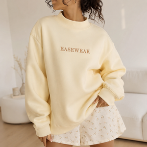 เสื้อสเวตเชิ้ตโอเวอร์ไซส์สำหรับผู้หญิง คอเต่า สไตล์สตรีทแวร์ พิมพ์ลายตัวอักษร แขนเสื้อแบบดรอปโชว์เดอร์ ผ้าฟลีซคอตตอน 100% ทรงปกติ - Product Image 1