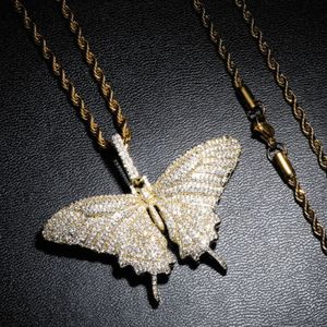 จี้สร้อยคอทองคำรูปผีเสื้อขนาดเล็ก Briva Jewels สำหรับผู้ชายและผู้หญิง สไตล์ฮิปฮอป ประดับเพชร CZ และมอสซาไนต์แบบเต็มเม็ด - Product Image 4