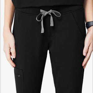 Nouvel ensemble d'uniformes de spa pour femmes, tenues médicales élégantes et tendance, vente en gros, uniformes d'infirmière personnalisés à manches courtes pour femmes - Product Image 6