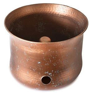 Urna de Almacenamiento para Manguera de Jardín de Cobre Pulido y Martillado con Tapa, Elegante Organizador de Tuberías de Agua para Exteriores - Product Image 3