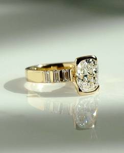 Anillo de compromiso con diamante de laboratorio de corte cojín alargado, oro macizo de 14K, anillo nupcial audaz, joyería fina para mujer, regalo para ella - Product Image 3