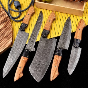 Ensemble de couteaux de cuisine Damas faits à la main, 5 pièces, 67 couches, manche en bois, étui en cuir, couteaux utilitaires de survie ambidextres - Product Image 3