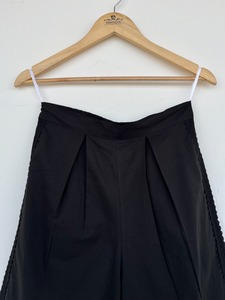 Pantalon Palazzo Noir Ample en Coton pour Femme, Taille Haute, Plissé sur le Devant, Bordure en Dentelle, Coupe Décontractée, Idéal pour l'Été - Product Image 2
