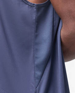 Venta al por mayor logotipo personalizado poliéster hombres secado rápido camiseta sin mangas bordado logotipo camisa alta calidad liso hombres transpirable algodón camiseta sin mangas - Product Image 5