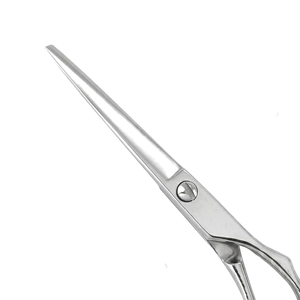 Ciseaux de coiffure professionnels en acier inoxydable pour la vente en gros, ciseaux de barbier pour salon, fabrication OEM sous marque privée, fabriqués au Pakistan - Product Image 6