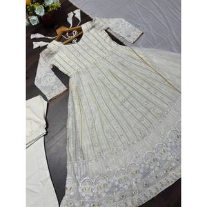 Robe de soirée de créateur Anarkali taille XS avec pendentif et Dupatta - Product Image 4