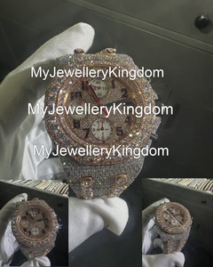 Montre chronographe de luxe en acier inoxydable rose doré et moissanite avec résistance à l'eau de 10 bars - Product Image 1