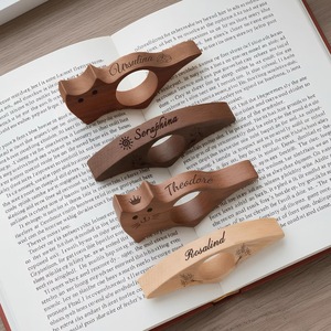 Soporte de Anillo para el Dedo para Leer Libros, Sujetador de Dedos de Madera - Product Image 3