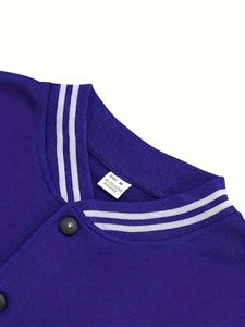 Chaquetas Varsity OEM para Hombre y Mujer, Bordado Personalizado al por Mayor, Abrigos de Motocicleta con Forro Polar, Ropa Casual para Invierno - Product Image 4