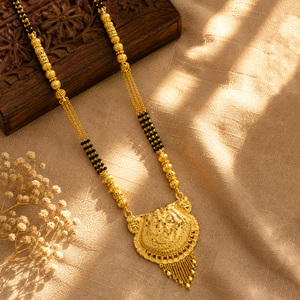 Mangalsutra largo de oro de 24 quilates al por mayor para mujeres casadas, mangalsutra largo indio para bodas, mangalsutra de uso diario con acabado dorado. - Product Image 4
